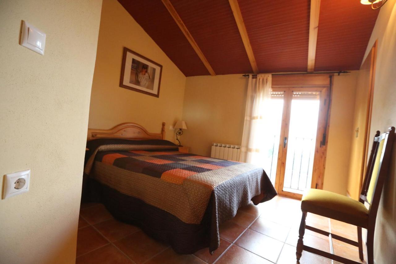 Сasa de vacaciones El Cobijo De Sierra Cazorla Piscina Privada Max 12 Personas Burunchel